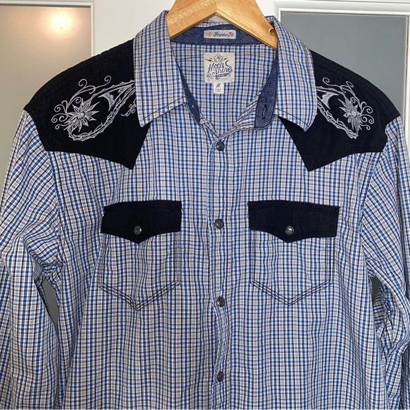EUC Men’s Size Medium, Moon Shine Western Style Long Sleeve Snap Shirt - Picture 6 of 17